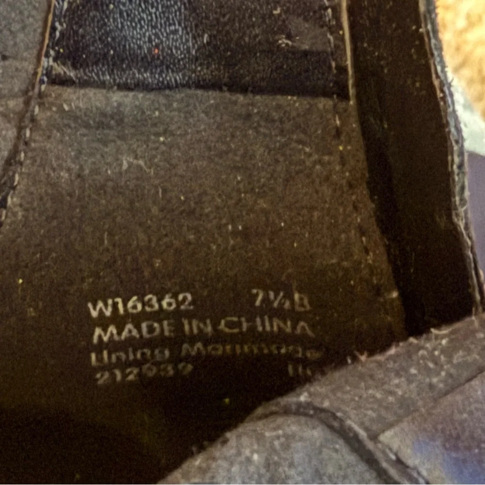 Cole Haan Jayne Lasercut Ankle Boots in Black Size 7.5